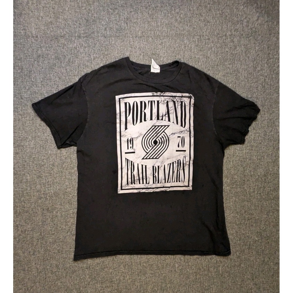 Vintage Portland Trail Blazers T Shirt Large Mens‎ Black 1970 NBA Basketball Tee